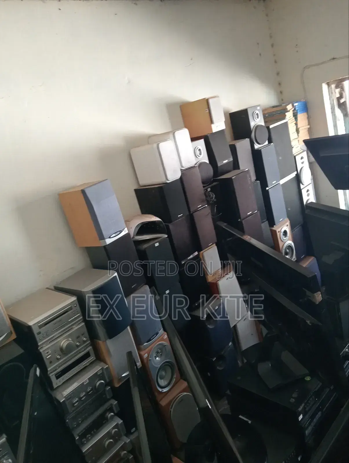 Hi-Fi Speakers Pairs