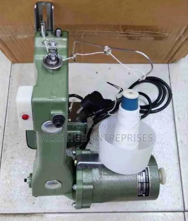 Portable Electric Bag-Closing Sewing Machine, Model Gk9-2. - main view