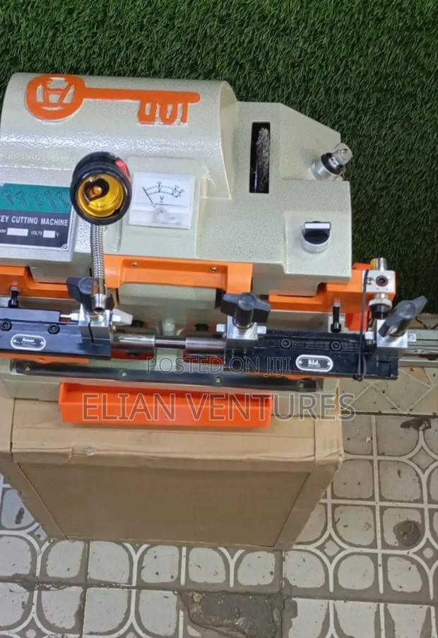 High Quality Key Cutter Machine - main view