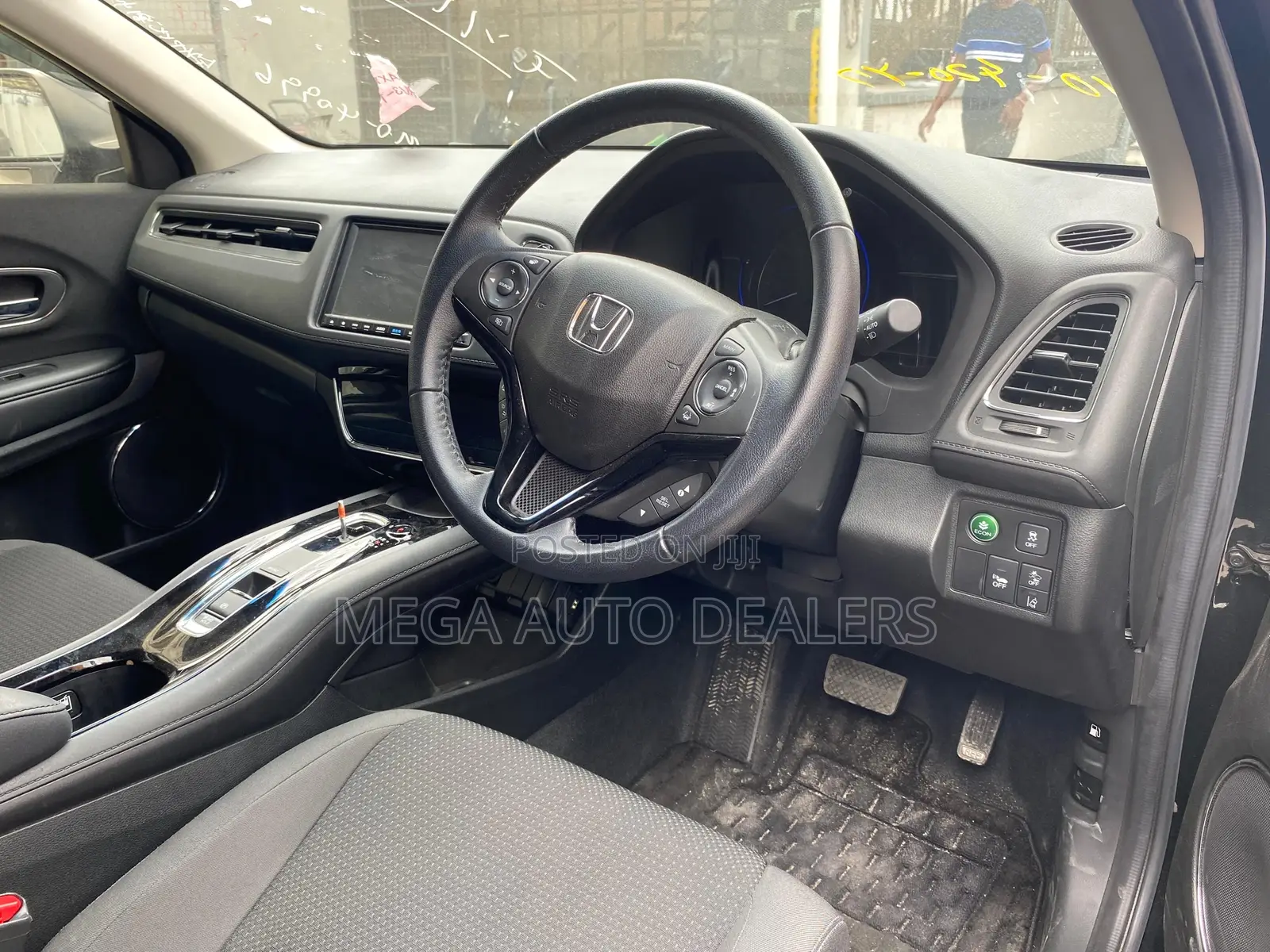 Honda Vezel 1.5 Hybrid 2WD 2018 Black