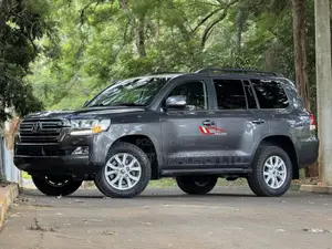 Toyota Land Cruiser 4.5 V8 VXR 2018 Gray