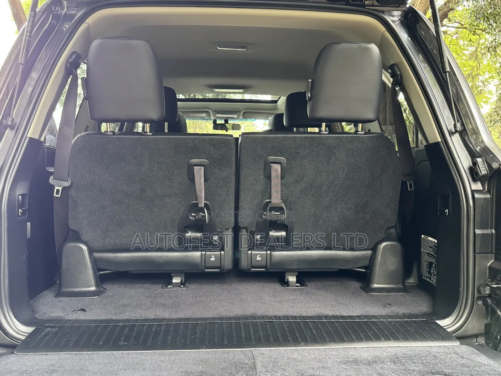 Toyota Land Cruiser 4.5 V8 VXR 2018 Gray