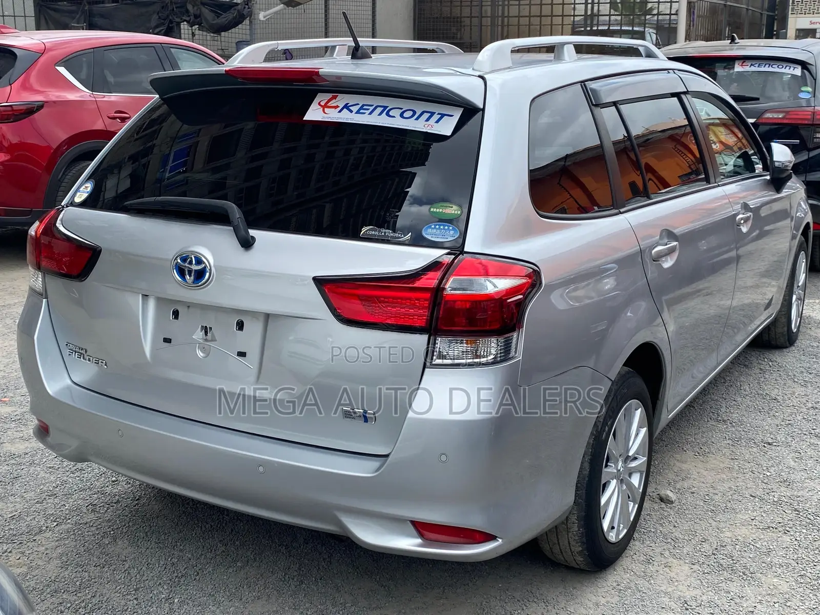 Toyota Corolla Fielder 1.5 Hybrid FWD 2020 Silver