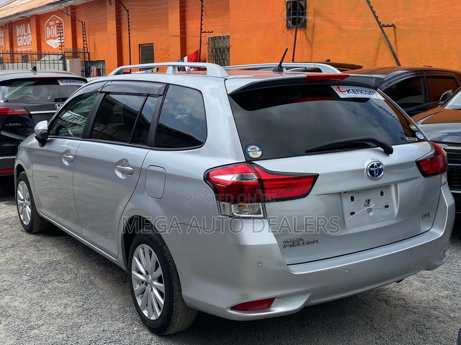 Toyota Corolla Fielder 1.5 Hybrid FWD 2020 Silver