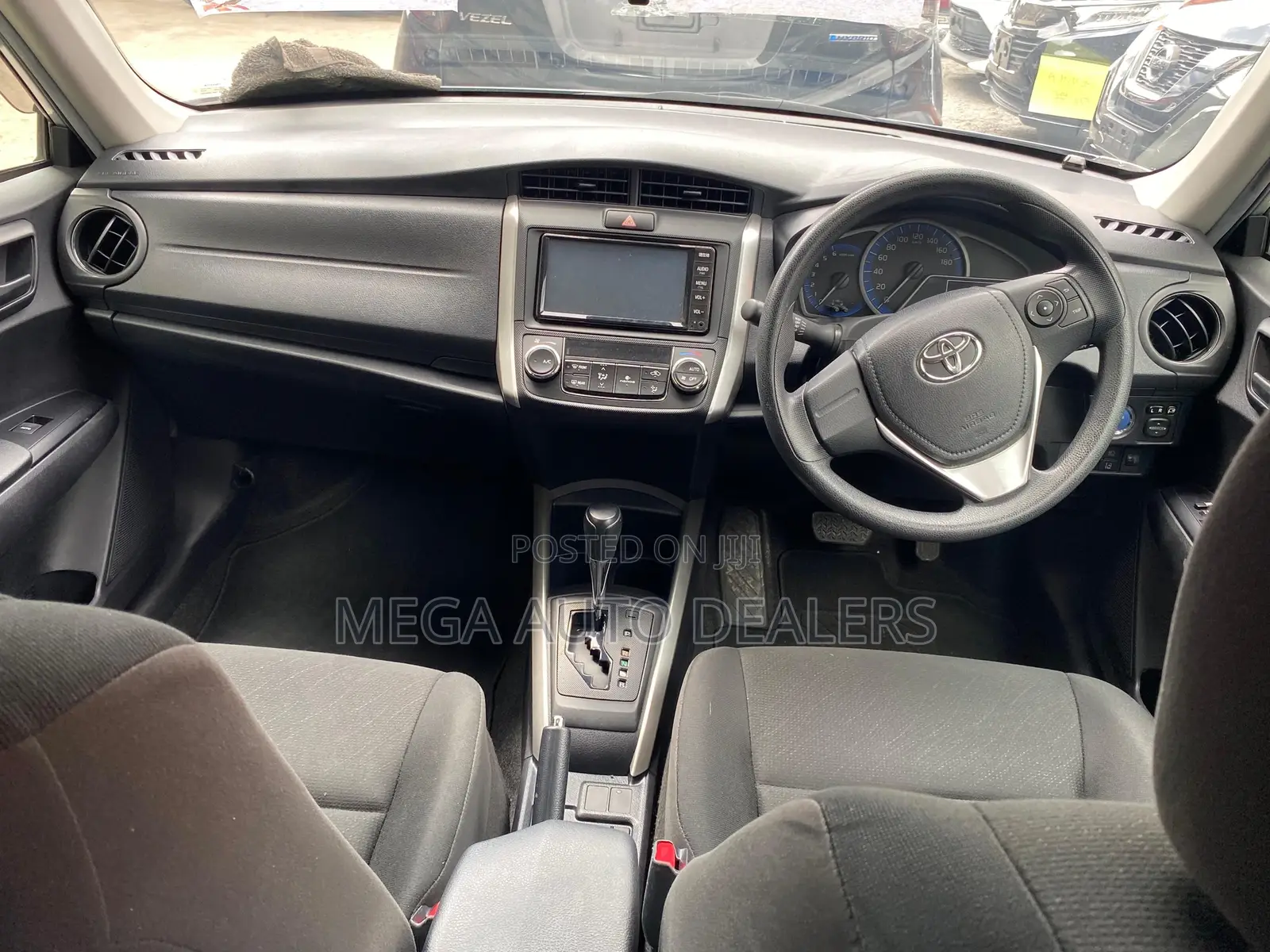 Toyota Corolla Fielder 1.5 Hybrid FWD 2020 Silver