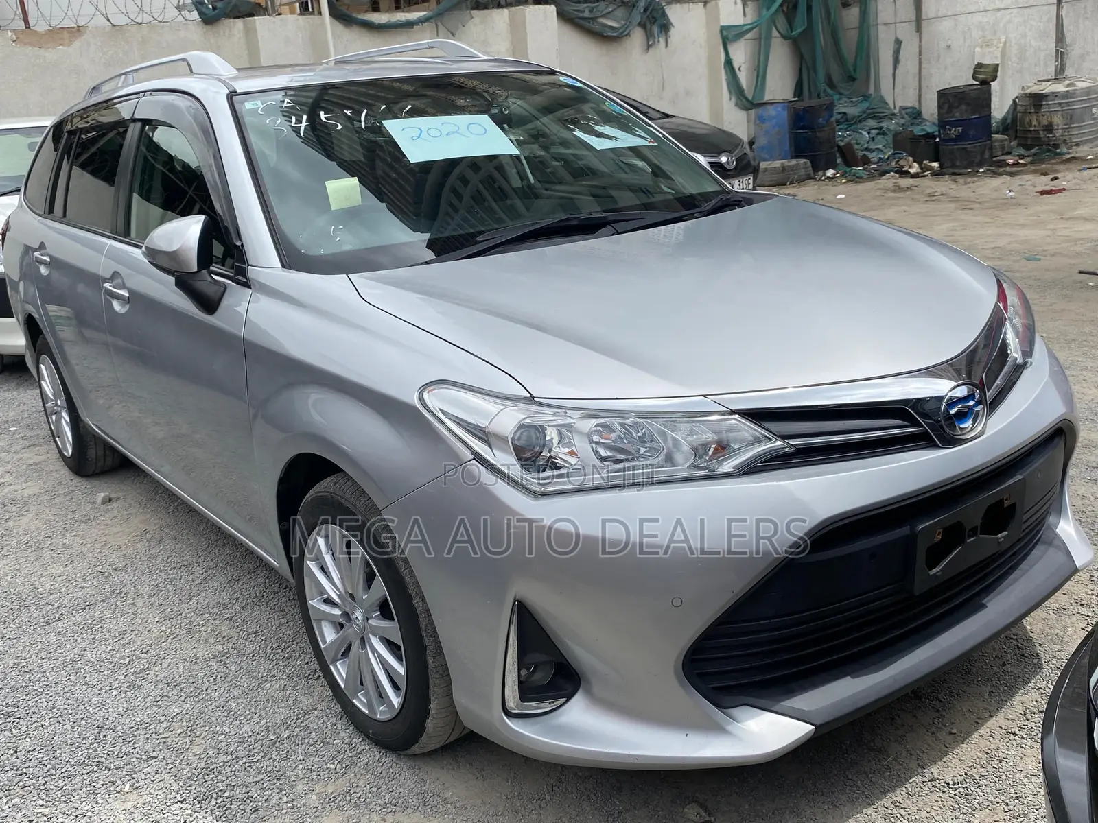 Toyota Corolla Fielder 1.5 Hybrid FWD 2020 Silver
