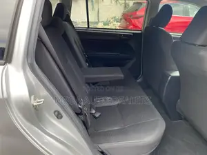 Toyota Corolla Fielder 1.5 Hybrid FWD 2020 Silver