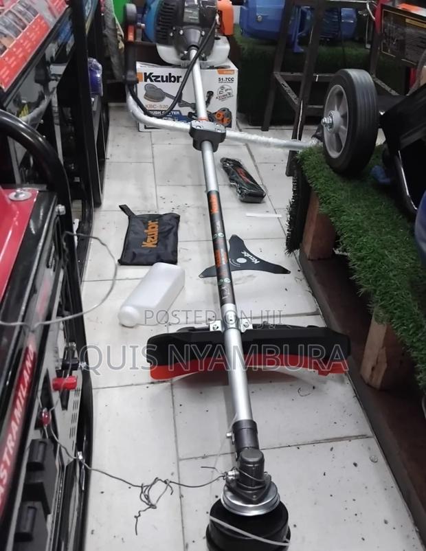 2 Stroke Brush Cutter/ Gasoline Kzubr Grass Cutter Machine