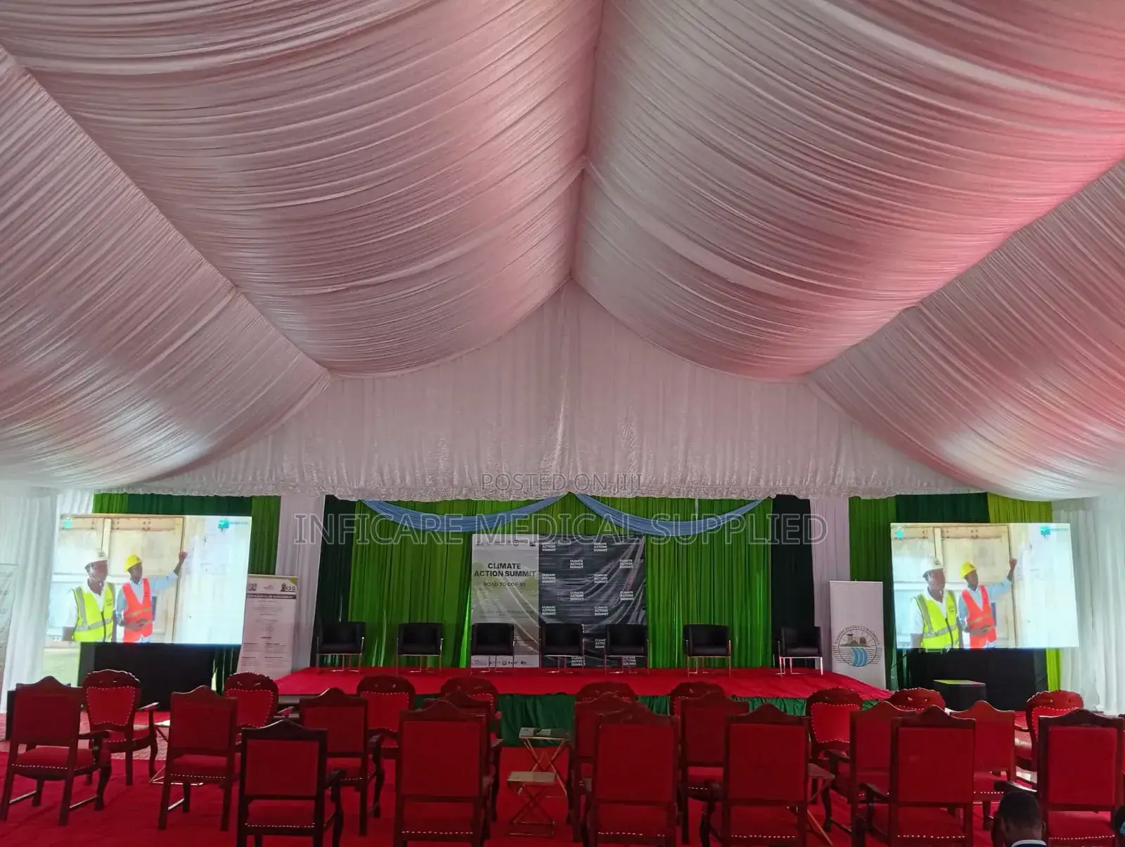 Outdoor Screen Panels for Hire
