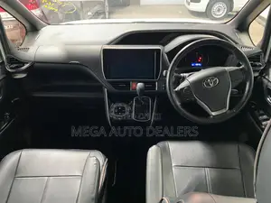 Toyota Voxy 2018 White