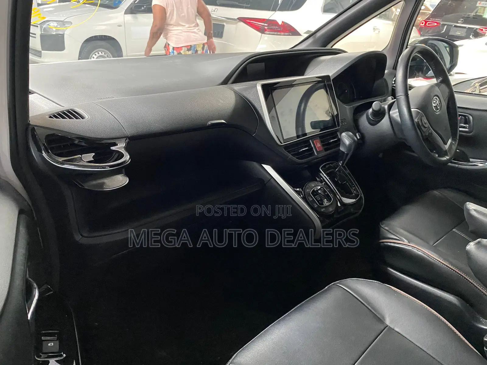 Toyota Voxy 2018 White