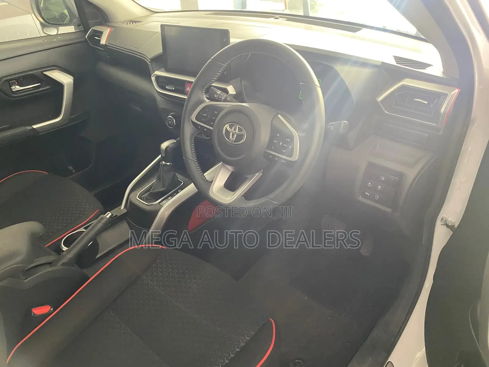 Toyota Raize 1.0 FWD 2019 White