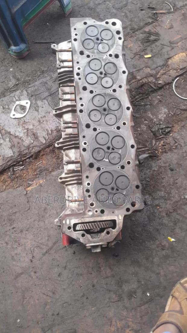 Cylinder Head Hino 500