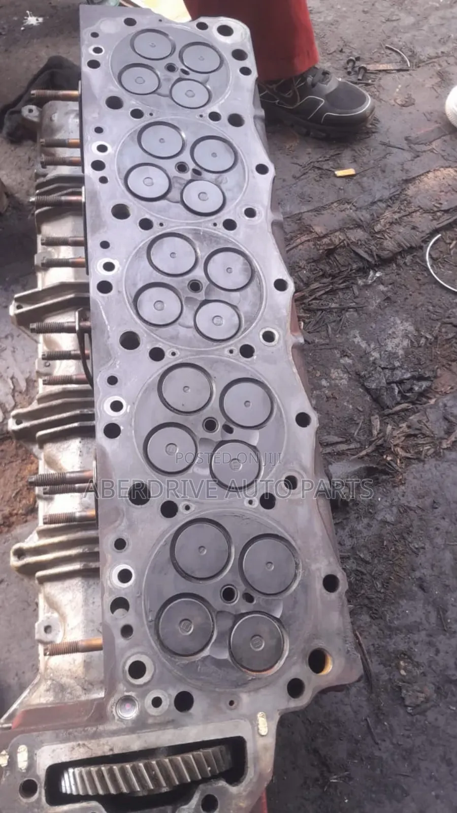 Complete Cylinder Head Hino 500