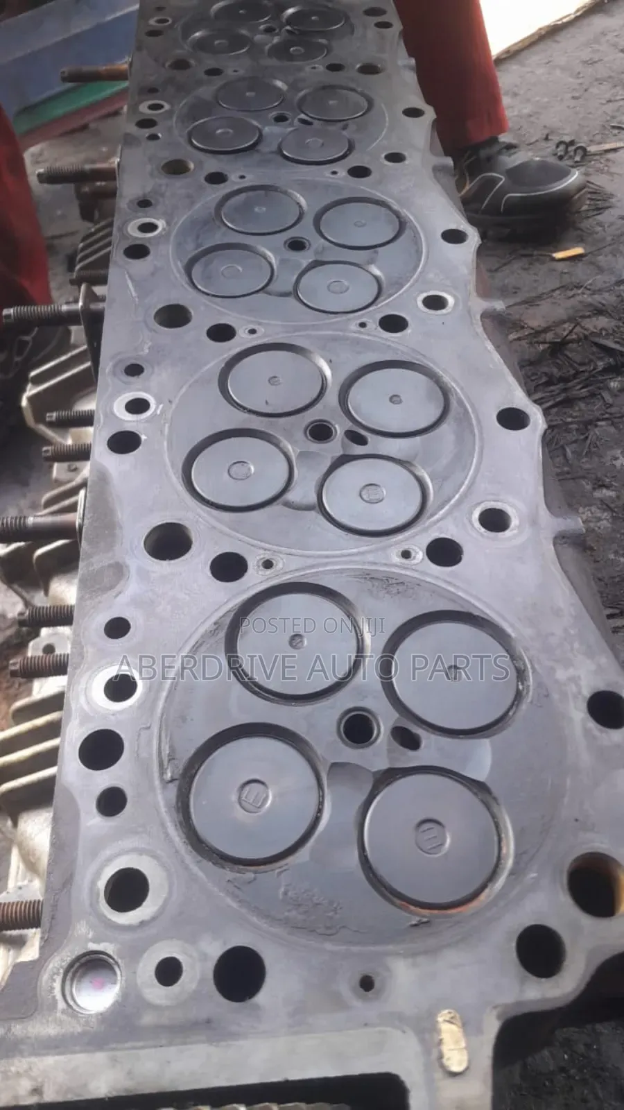 Complete Cylinder Head Hino 500