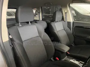 Mitsubishi Outlander 2018 Silver