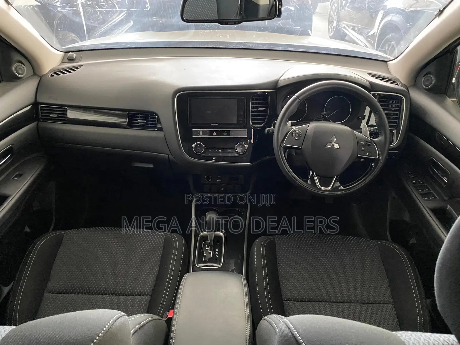 Mitsubishi Outlander 2018 Silver