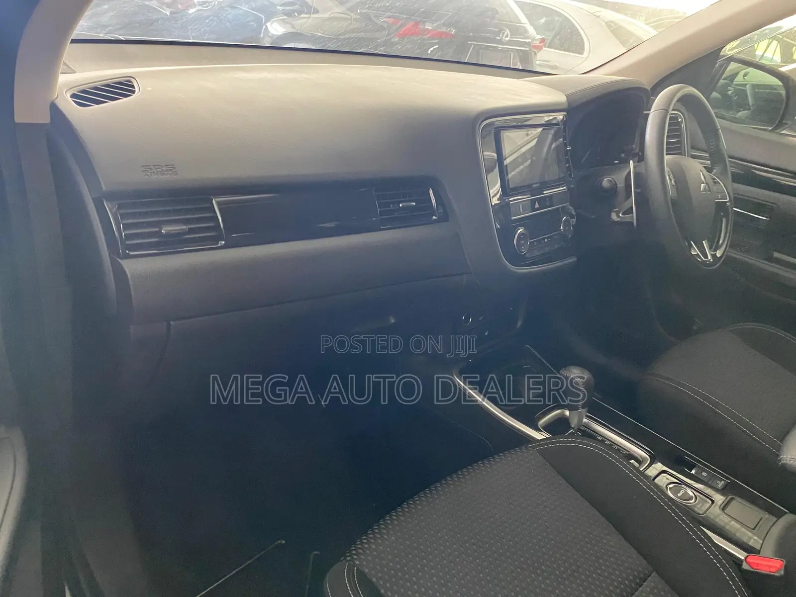 Mitsubishi Outlander 2018 Silver
