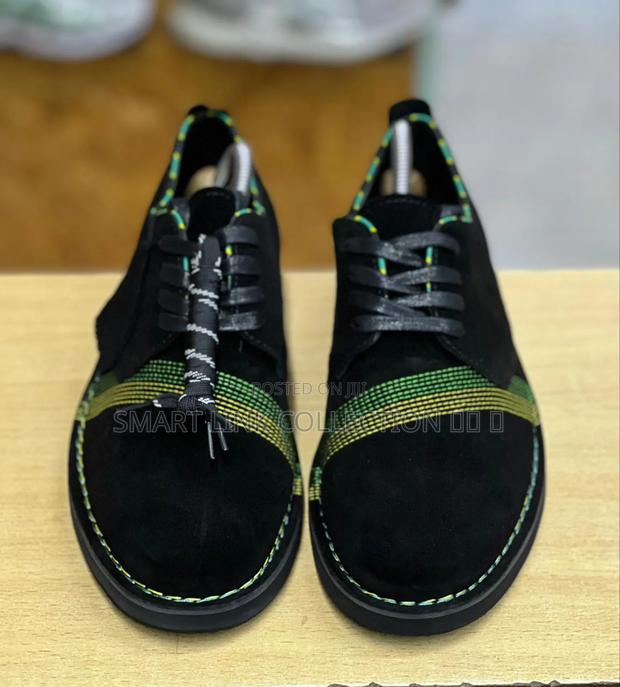 Single Sole Clarks Wallabees - thumbnail 2