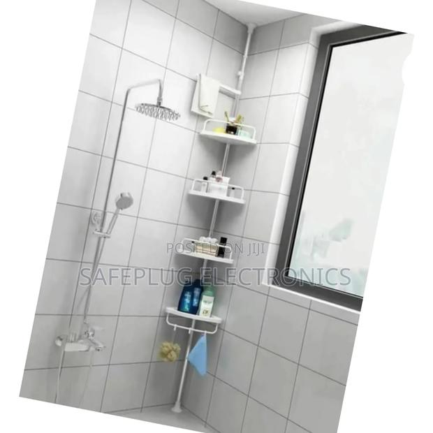 Corner Shelf: Telescopic Design
