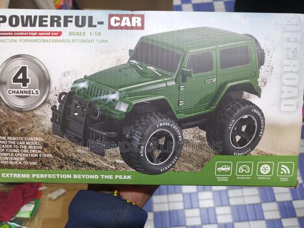 Powerful Car Remote Control Off-Road Truck - thumbnail 4