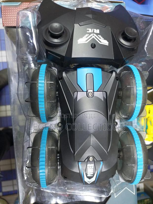 Amphibious 4wd Remote Controlled Stunt Car -Double Sided Driving - thumbnail 4