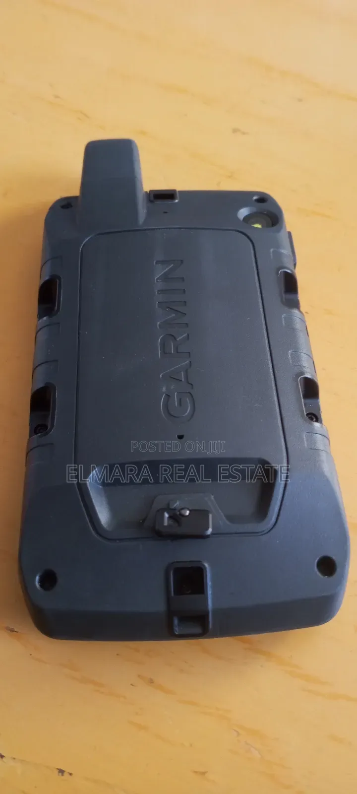 Garmin Montana 700 Handheld GPS - Rugged Outdoor Navigator