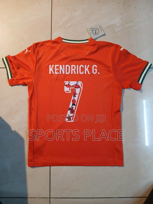 Christiano Ronaldo Special Edition Jersey for Kids - thumbnail 3
