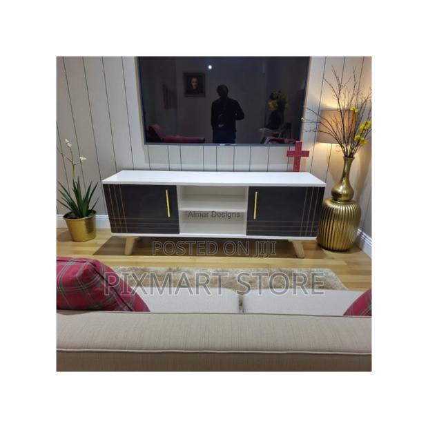 4ft Sydney Modern Tv Stand in White and Black – Stylish Strong