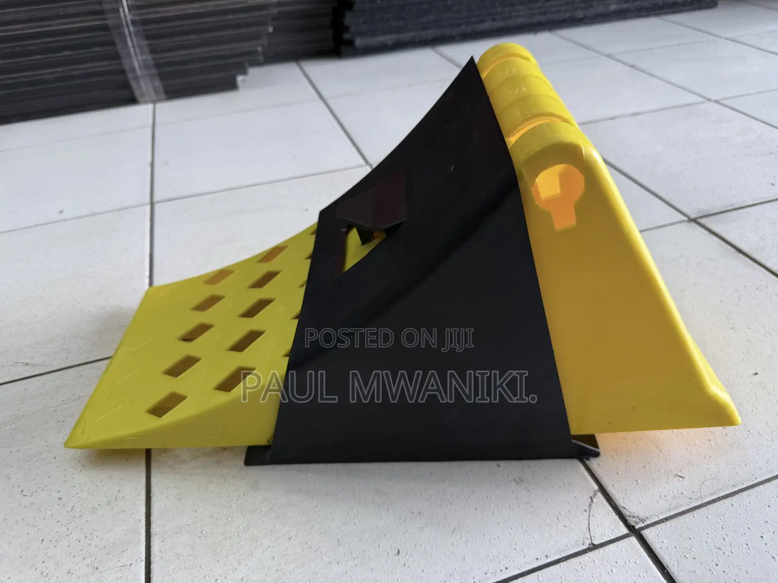 Truck Trailer Handled Straps Wheel Chock - Honeycombed Yellow