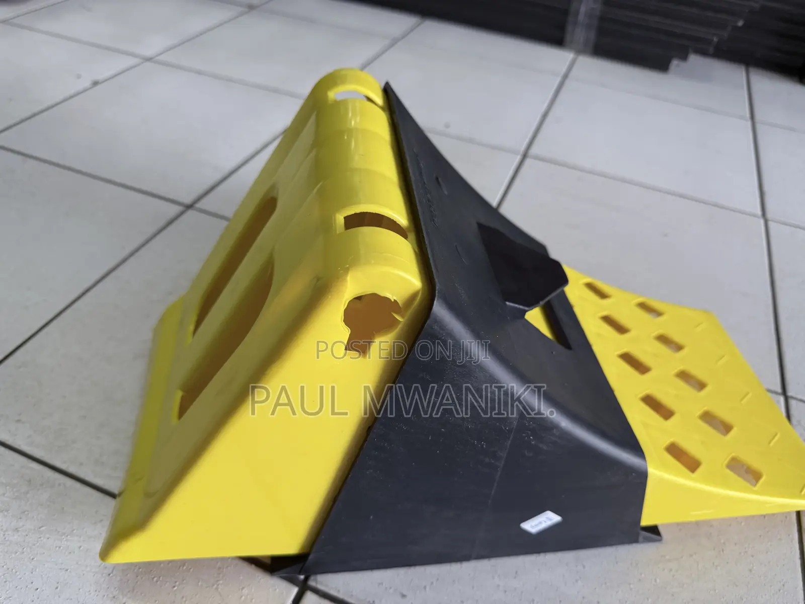 Truck Trailer Handled Straps Wheel Chock - Honeycombed Yellow
