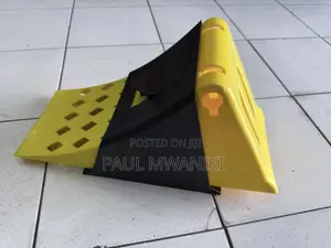Truck Trailer Handled Straps Wheel Chock - Honeycombed Yellow