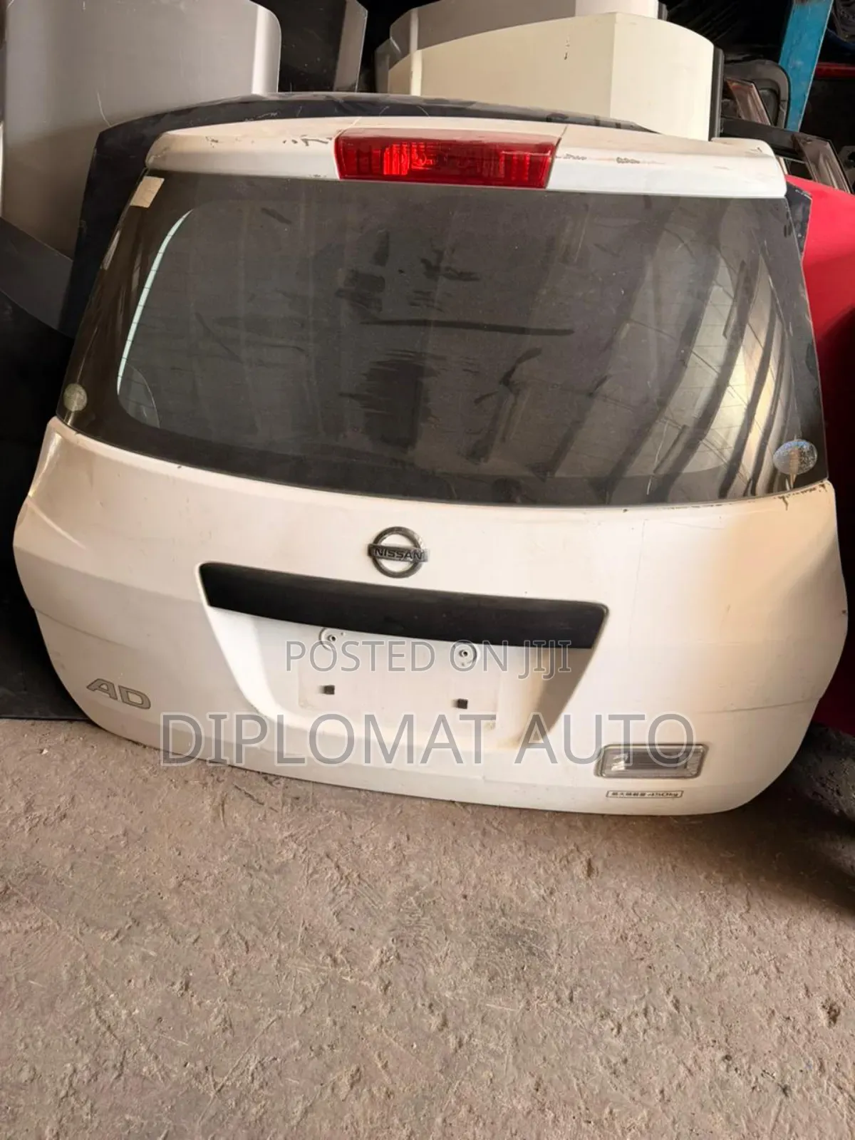Wingroad Advan Boot/Tailgate