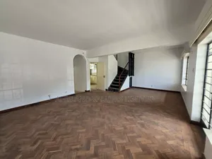 4bdrm Maisonette in Kilimani for rent