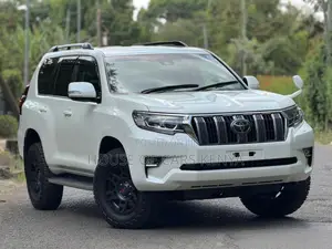 Toyota Land Cruiser Prado 2.8 2019 White