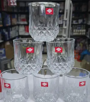 Jingyuan" Brand Diamond-Patterned Drinking Glasses.