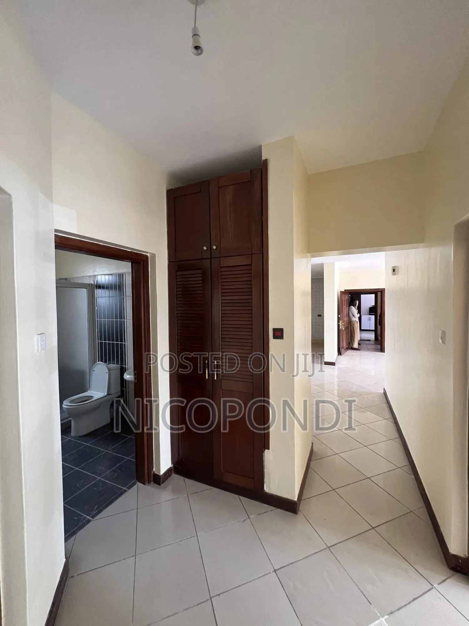 3 Bedroom Commercial Space for Rent