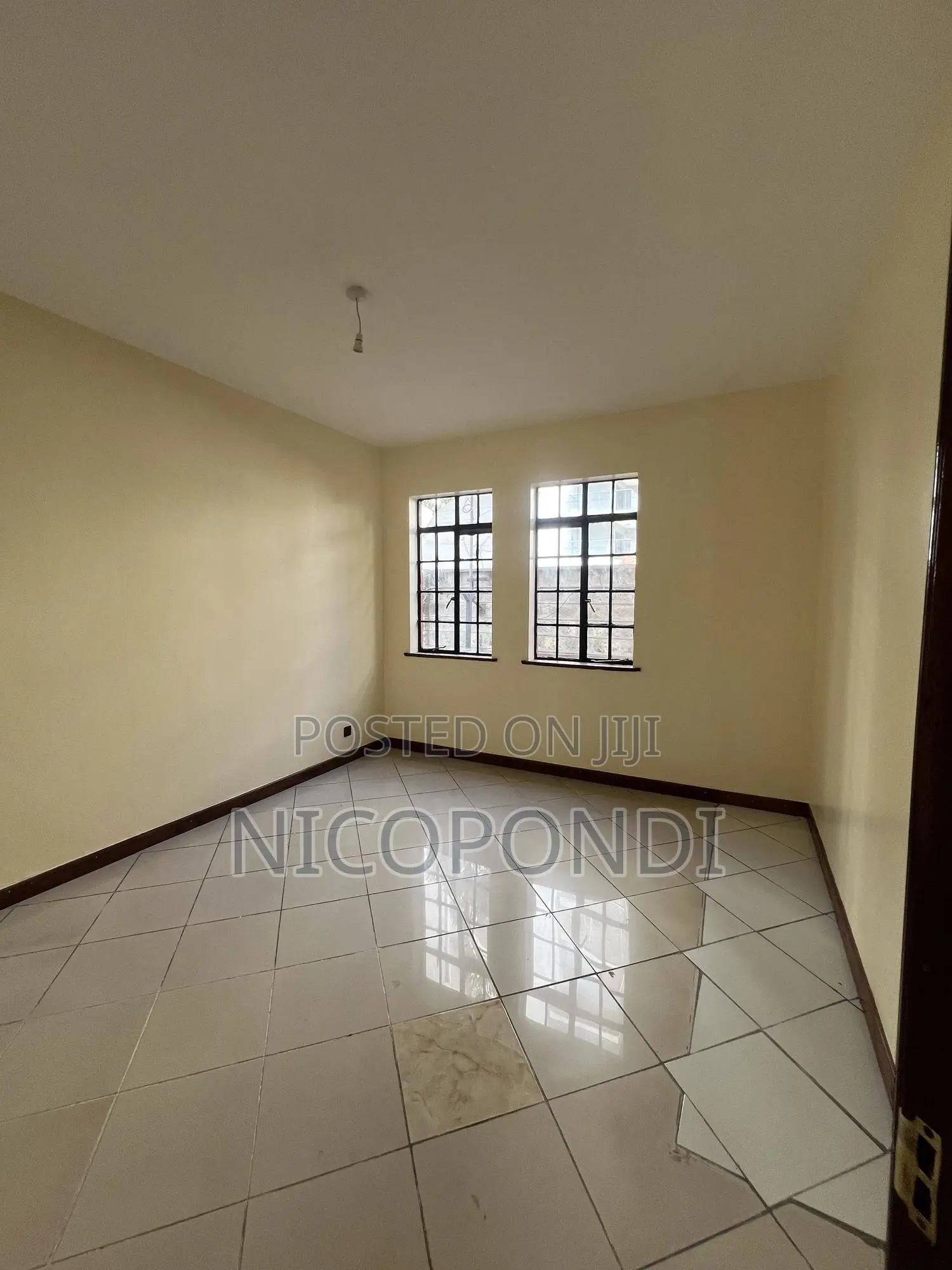 3 Bedroom Commercial Space for Rent
