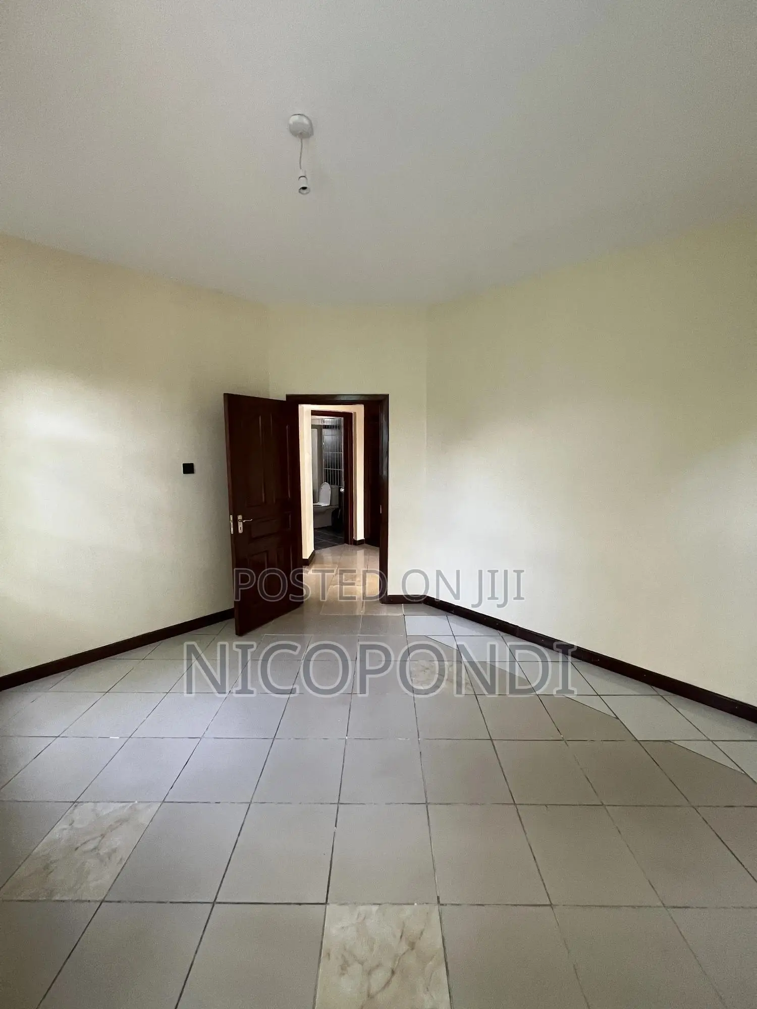 3 Bedroom Commercial Space for Rent