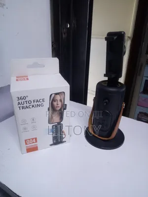 Q004 360degrees Auto Face Tracking Desktop Tripod