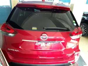 Nissan X-Trail 2018 Red