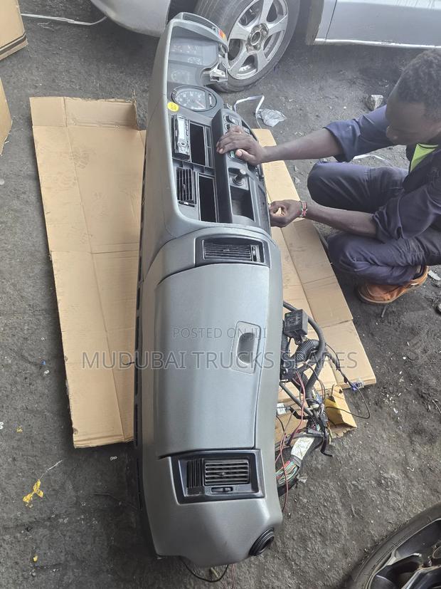 Mitsubishi Fuso Mahewa Dushboard Assembly - thumbnail 2