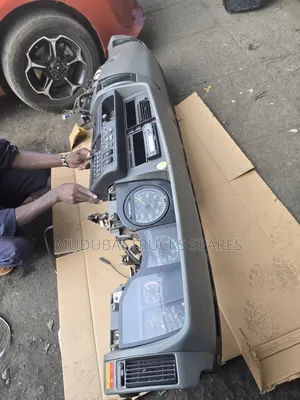 Mitsubishi Fuso Mahewa Dushboard Assembly