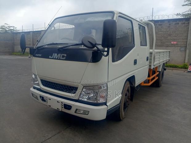 Double Cab JMC Lorry - thumbnail 2