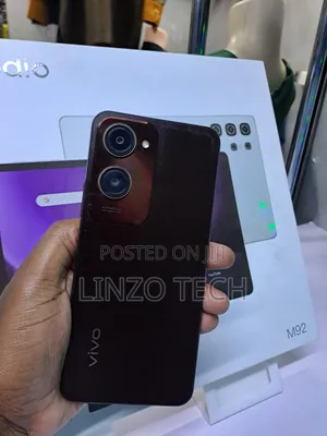 Vivo Y18 128 GB