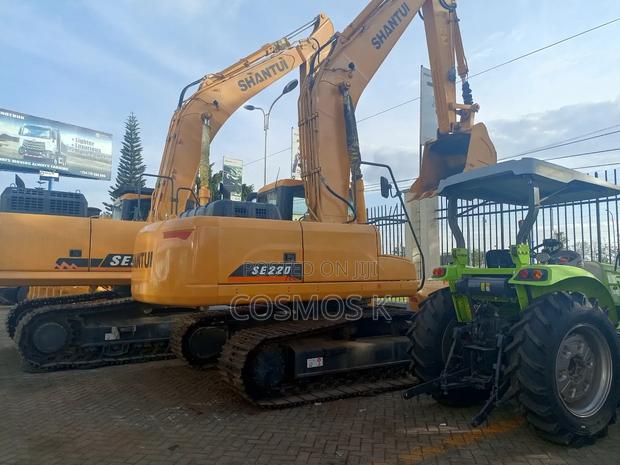 22t Excavator