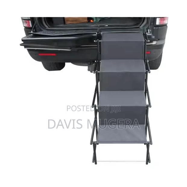 Foldable Lightweight Steel Dog Ladder - thumbnail 3