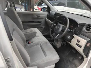 Daihatsu Boon 2019 White
