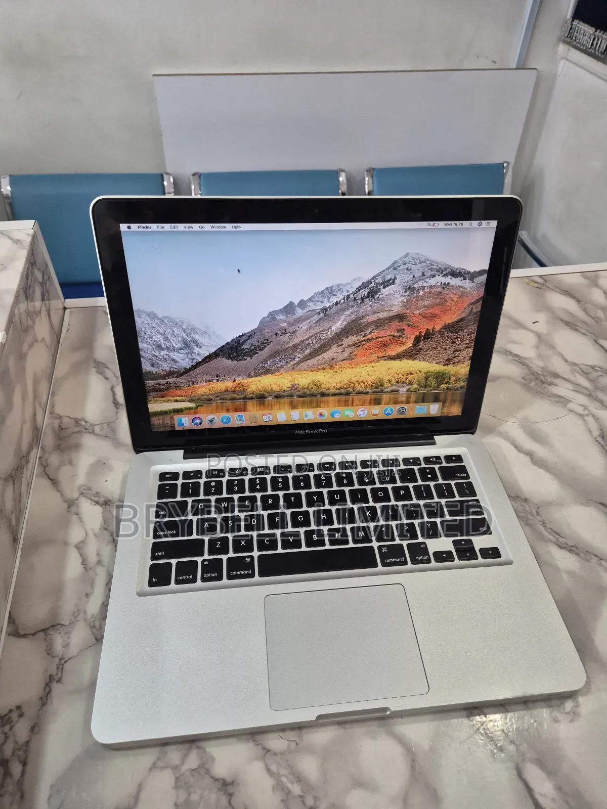 Laptop Apple MacBook Pro 2011 4GB Intel Core i5 SSD 512GB