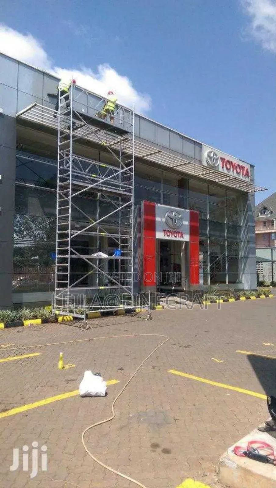 Scaffolding Ladders for Height Access